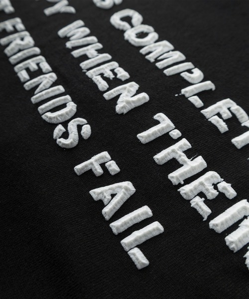 BRANDALISED（ブランダライズド）の「【70】【BRANDALISED/ブランダライズド】バンクシー アートグラフィック 3Dプリント クルーネックTシャツ/ユニセックス/ショート丈有り（Tシャツ/カットソー・メンズ・ホワイト/ブラック系その他/ブラック/ホワイト系その他・XL/FREE/M/L）」の8枚目の写真