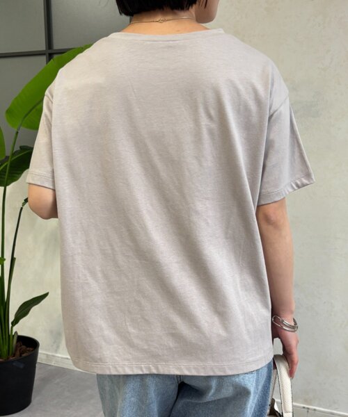 Jena espace merveilleux(ジェナ エスパスメルヴェイユ)の「シャーリング切替カットソー(Tシャツ/カットソー・レディース・グレー/オフホワイト/ブラック・FREE)」の7枚目の写真