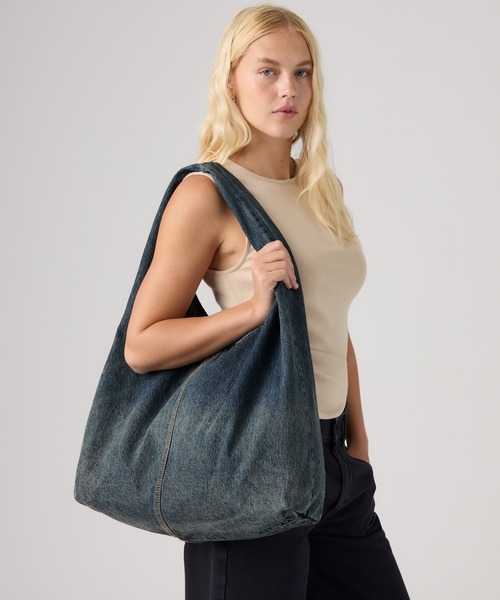 Levi's(リーバイス)の「Levi's/リーバイス エマーソンショルダーバッグ(ショルダーバッグ・レディース・ダークインディゴブルー・OS)」の1枚目の写真