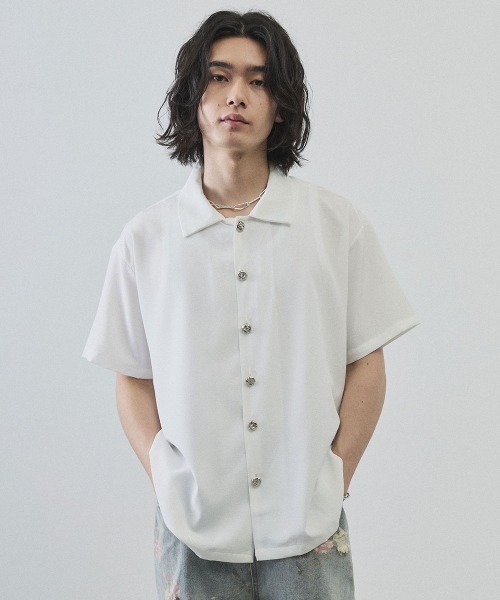 Shoowtime(ショウタイム)の「Metal Button Sheer Open-Collar Short Sleeve Shirt / メタルボタンシアーオープンカラー半袖シャツ(シャツ/ブラウス・メンズ・ホワイト/ブラック・MEDIUM/LARGE/X-LARGE)」の4枚目の写真