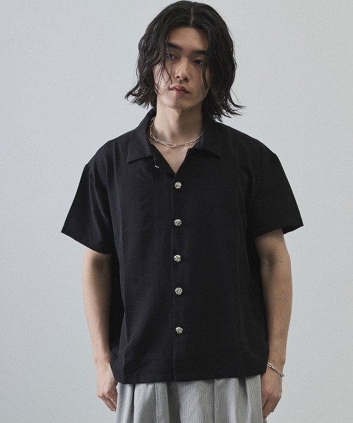 Shoowtime(ショウタイム)の「Metal Button Sheer Open-Collar Short Sleeve Shirt / メタルボタンシアーオープンカラー半袖シャツ(シャツ/ブラウス・メンズ・ホワイト/ブラック・MEDIUM/LARGE/X-LARGE)」の17枚目の写真