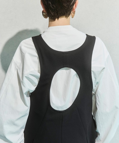OMMO(オーエムエムオー)の「TUCK DRAPE OP(ワンピース・レディース・ブラック/グレー・38/36)」の15枚目の写真