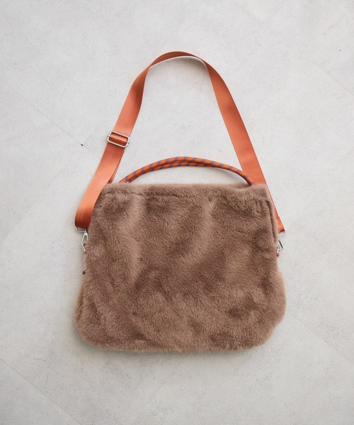 KATHARINE ROSS(キャサリンロス)の「パラコードハンドル×フェイクファー 2WAYバッグ WEB限定(トートバッグ・レディース・チャコールグレー/ベージュ/キャメル・FREE)」の22枚目の写真