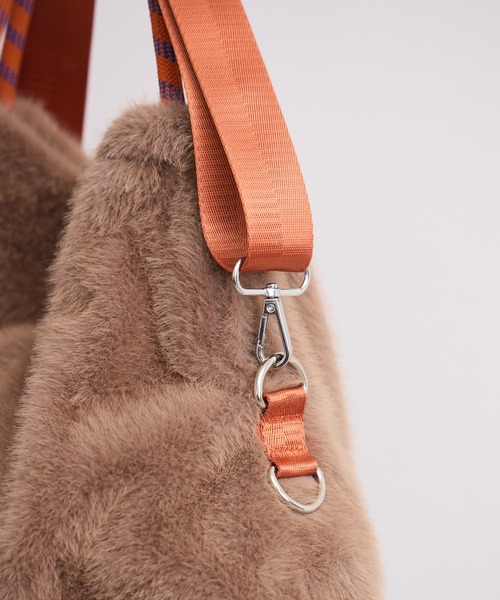 KATHARINE ROSS(キャサリンロス)の「パラコードハンドル×フェイクファー 2WAYバッグ WEB限定(トートバッグ・レディース・チャコールグレー/ベージュ/キャメル・FREE)」の19枚目の写真