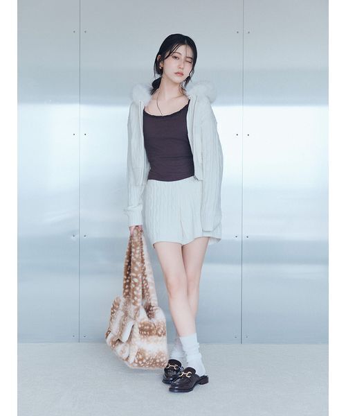 SNIDEL(スナイデル)の「【キャリーオン対応】バリエーションフラップボストンバッグ(ボストンバッグ・レディース・アイボリー/ブラック/アニマル・F)」の9枚目の写真