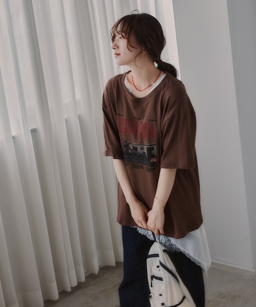 210nouve(トゥージュヌーブ)の「オーバーサイズ フォトプリント Tシャツ(Tシャツ/カットソー・レディース・ブラウン/ホワイト/ブラック・FREE)」の9枚目の写真