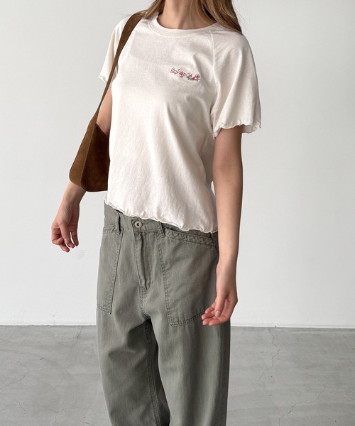 CANAL JEAN(キャナルジーン)の「HARING 刺繍ラグランメローTシャツ(Tシャツ/カットソー・レディース・クリーム・ONE SIZE)」の3枚目の写真