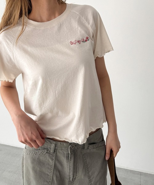 CANAL JEAN(キャナルジーン)の「HARING 刺繍ラグランメローTシャツ(Tシャツ/カットソー・レディース・クリーム・ONE SIZE)」の5枚目の写真