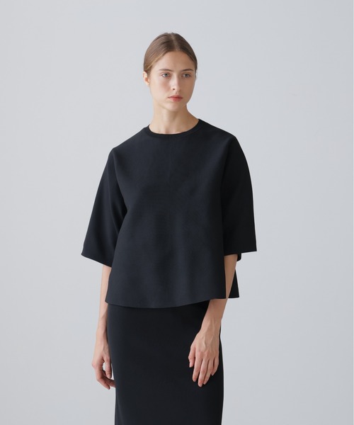 ADORE(アドーア)の「◆エアーストレッチトップス(ニット/セーター・レディース・ホワイト/ブラック/レッド・38)」の1枚目の写真