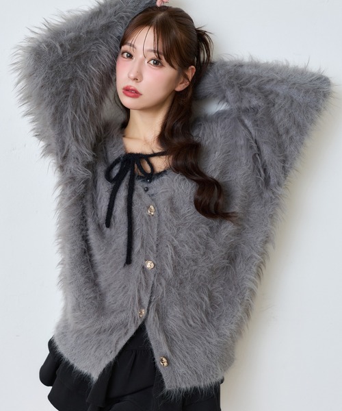 one after another NICE CLAUP(ワンアフターアナザーナイスクラップ)の「パウダーフェザーロングカーディガン【ビスチェ別売り】(カーディガン/ボレロ・レディース・アイボリー/ベージュ/サックスブルー/ピンク/グレー・FREE)」の2枚目の写真