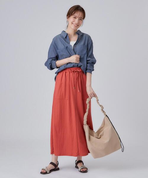 SHOO・LA・RUE（シューラルー）の「ギャザーショルダーバッグ（ショルダーバッグ・レディース・ボルドー/ブラック/ベージュ・00）」の7枚目の写真