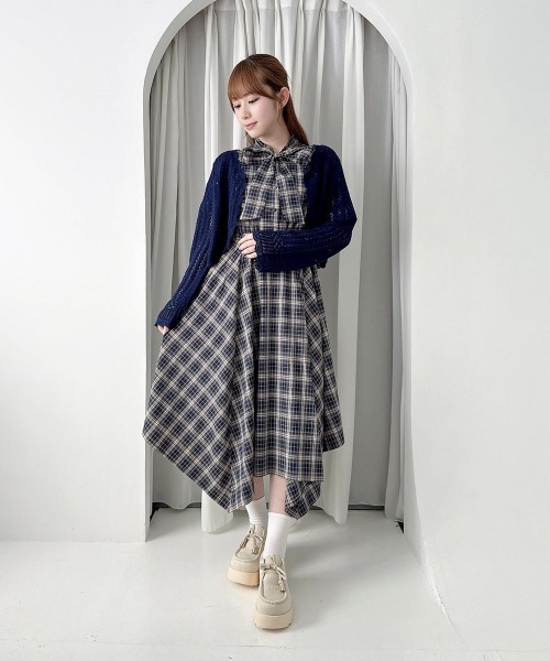 F i.n.t(フィント)の「ランダムヘムチェックボウタイワンピース/fint フィント(ワンピース・レディース・グリーン/ネイビー・FREE)」の14枚目の写真