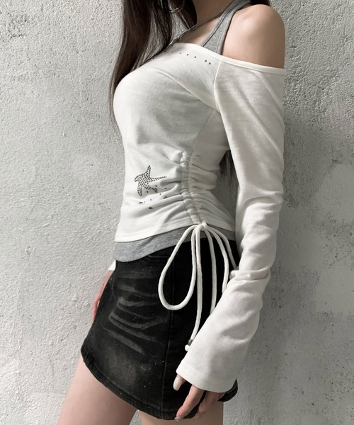 VEILA(ヴェイラ)の「スタービジュー サイドドロストホルターネック風フェイクレイヤードトップス(Tシャツ/カットソー・レディース・ホワイト/ブラック・フリー)」の8枚目の写真