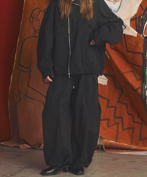 MAISON SPECIAL(メゾンスペシャル)の「《UNISEX》Double-Layer One-Tuck Three-dimensional Cut Prime-Wide Pants/2レイヤーワンタック3Dカットプライムワイドパンツ【MAISON SPECIAL/メゾンスペシャル】■セットアップ対応■(その他パンツ・メンズ・グレイッシュベージュ/ブラック・0/1/2)」の11枚目の写真
