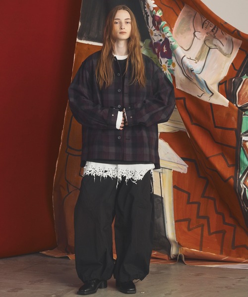 MAISON SPECIAL(メゾンスペシャル)の「《UNISEX》Double-Layer One-Tuck Three-dimensional Cut Prime-Wide Pants/2レイヤーワンタック3Dカットプライムワイドパンツ【MAISON SPECIAL/メゾンスペシャル】■セットアップ対応■(その他パンツ・メンズ・グレイッシュベージュ/ブラック・0/1/2)」の5枚目の写真