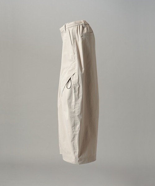 MAISON SPECIAL(メゾンスペシャル)の「《UNISEX》Double-Layer One-Tuck Three-dimensional Cut Prime-Wide Pants/2レイヤーワンタック3Dカットプライムワイドパンツ【MAISON SPECIAL/メゾンスペシャル】■セットアップ対応■(その他パンツ・メンズ・グレイッシュベージュ/ブラック・0/1/2)」の19枚目の写真