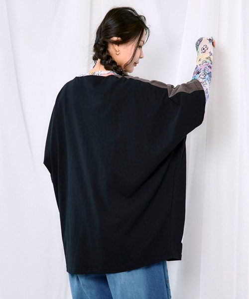 ScoLar(スカラー)の「163629:アップリケ×ワッペン コラージュ風チュニック(チュニック・レディース・ネイビー/カーキ/グレー/ブラック・M)」の7枚目の写真