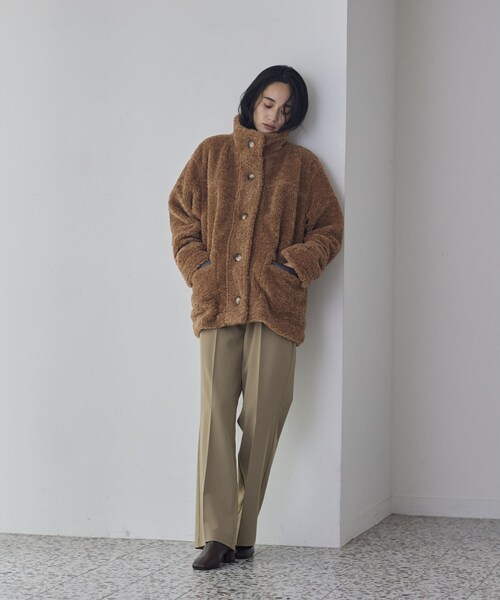 GALLEST(ギャレスト)の「Comfy Slacks|イージーストレートフレアパンツ【セットアップ対応/通勤/カセット服】(その他パンツ・レディース・ブラック/ベージュ/ダークグレー・34/36/40/38)」の5枚目の写真