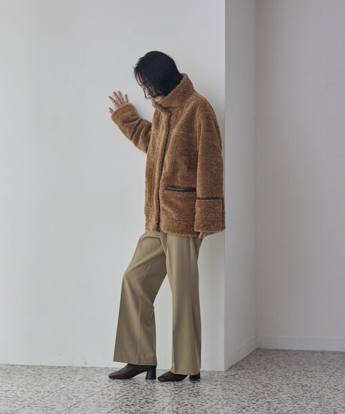 GALLEST(ギャレスト)の「Comfy Slacks|イージーストレートフレアパンツ【セットアップ対応/通勤/カセット服】(その他パンツ・レディース・ブラック/ベージュ/ダークグレー・34/36/40/38)」の6枚目の写真