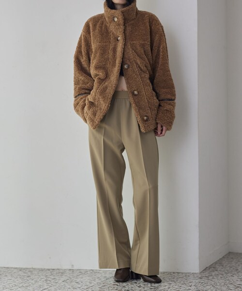 GALLEST(ギャレスト)の「Comfy Slacks|イージーストレートフレアパンツ【セットアップ対応/通勤/カセット服】(その他パンツ・レディース・ブラック/ベージュ/ダークグレー・34/36/40/38)」の7枚目の写真
