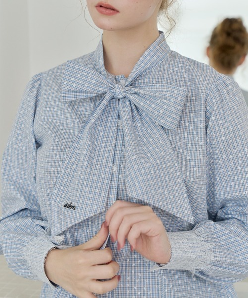 idem(イデム)の「lace bow tie blouse / 裾レースボウタイブラウス(シャツ/ブラウス・レディース・ライトブルー/アイボリー・FREE)」の3枚目の写真