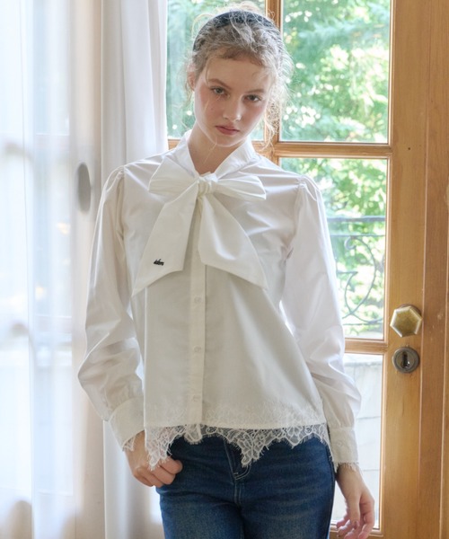 idem(イデム)の「lace bow tie blouse / 裾レースボウタイブラウス(シャツ/ブラウス・レディース・ライトブルー/アイボリー・FREE)」の4枚目の写真