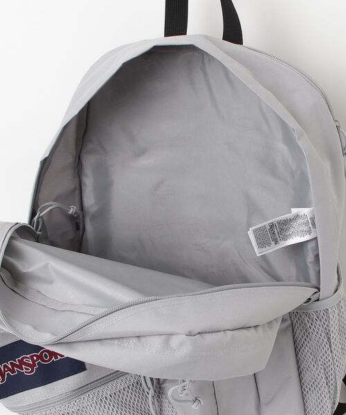JANSPORT(ジャンスポーツ)の「【JANSPORT】BIG CAMPUS(バックパック/リュック・メンズ・ライトグレー・FREE)」の4枚目の写真