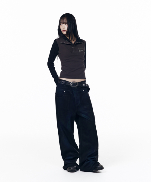 AAKAM(アーカム)の「Glazed Wax Denim Pants (Black)(デニムパンツ・レディース・その他・1/2/0)」の5枚目の写真