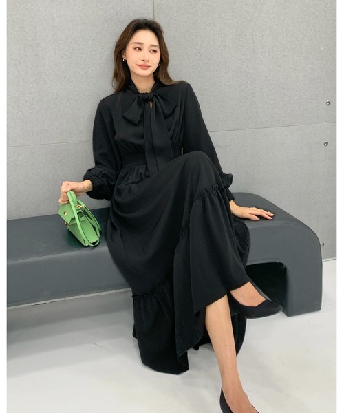 BIRTHDAY BASH(バースデイバッシュ)の「2WAY RIBBON TIERED DRESS(2WAYリボンティアードワンピース)(ワンピース・レディース・ブラック・FREE)」の9枚目の写真