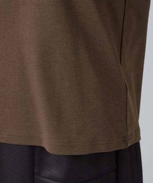 SHOO・LA・RUE(シューラルー)の「【UV/S-LL/洗濯機可】大人上品 ロゴプリントロンT(Tシャツ/カットソー・レディース・ダークブラウン系/ライトグレー系1/ブラック系1/ホワイト系1・04/03/02/01)」の8枚目の写真