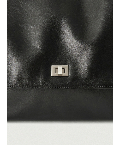 The Barnnet（ザバーネット）の「Flou ラージ ソフトフラップバッグ_ブラック（ショルダーバッグ・レディース・その他・OS）」の6枚目の写真