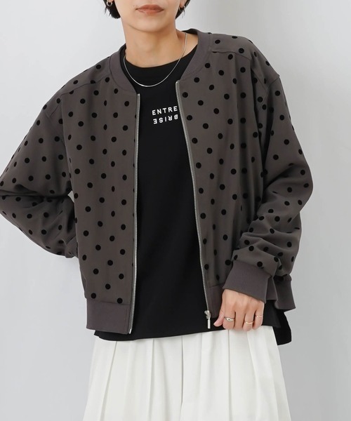 LUCA/LADY LUCK LUCA(ルカ/レディラックルカ)の「LC/LLL フロッキードットジップアップブルゾン(ブルゾン・レディース・ブラック/グレー・FREE)」の13枚目の写真
