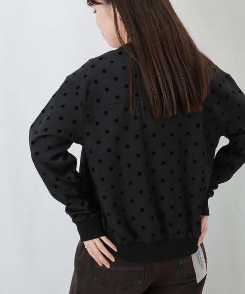 LUCA/LADY LUCK LUCA(ルカ/レディラックルカ)の「LC/LLL フロッキードットジップアップブルゾン(ブルゾン・レディース・ブラック/グレー・FREE)」の9枚目の写真