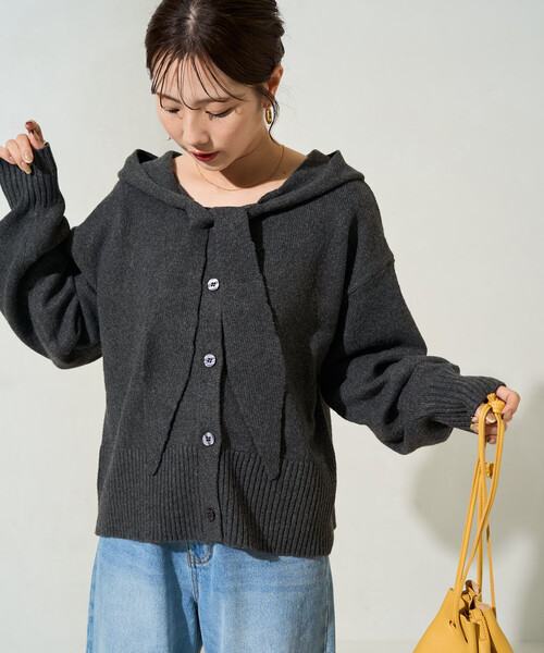 FREAK'S STORE(フリークスストア)の「限定展開 タイ付き フーディー ニット ボタン カーディガン(カーディガン/ボレロ・レディース・ナチュラル/ブラウン/チャコールグレー・フリ-)」の2枚目の写真