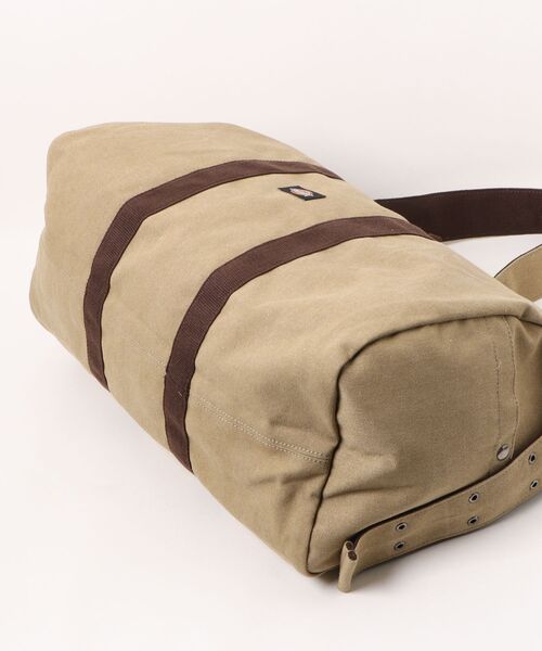 Dickies(ディッキーズ)の「【Dickies】DK TOUGH OUT DUFFLE BAG 81931800(ボストンバッグ・メンズ・ブラウン/ベージュ/カーキ/ブラック・FREE)」の5枚目の写真
