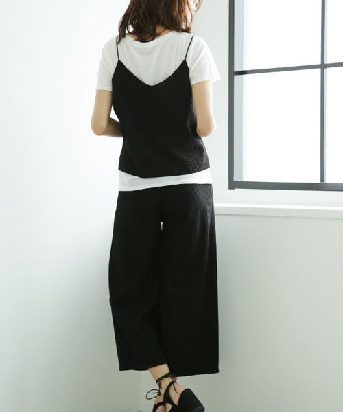 Luz Llena (NEY)（ラズレナニー）の「キャミソール×ワイドパンツセットアップ（キャミソール・レディース・アイボリー/ブラック・MEDIUM）」の4枚目の写真