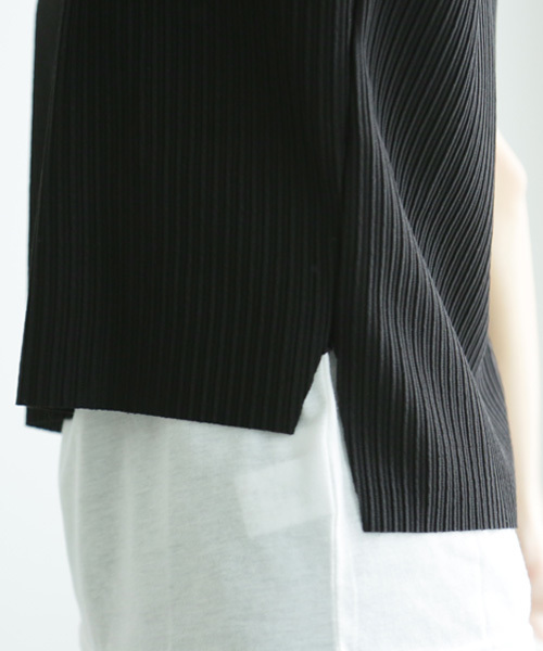 Luz Llena (NEY)（ラズレナニー）の「キャミソール×ワイドパンツセットアップ（キャミソール・レディース・アイボリー/ブラック・MEDIUM）」の7枚目の写真