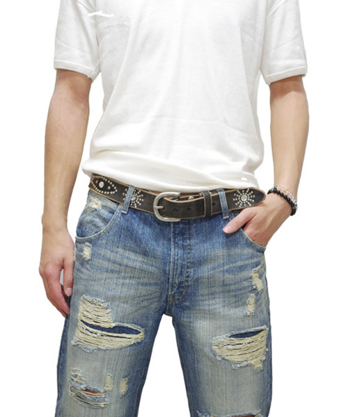 ８(eight)（エイト）の「レザー スタッズ ベルト（ベルト・メンズ・ブラック/ブラウン/ホワイト・FREE）」の4枚目の写真