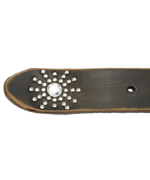 ８(eight)（エイト）の「レザー スタッズ ベルト（ベルト・メンズ・ブラック/ブラウン/ホワイト・FREE）」の6枚目の写真