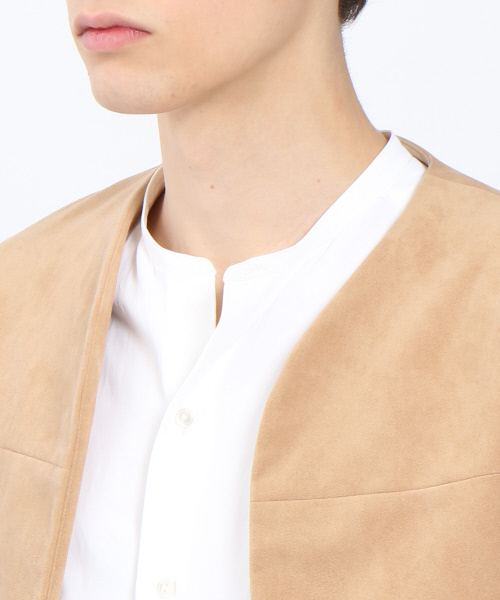 ABAHOUSE（アバハウス）の「ノーカラーフェイクスウェードブルゾン（ブルゾン・メンズ・ベージュ/ネイビー・46/48）」の5枚目の写真