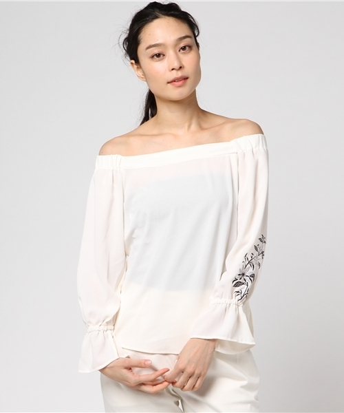 VENCEEXCHANGE（ヴァンスエクスチェンジ）の「刺繍オフショルスモック         　　（シャツ/ブラウス・レディース・ダークグリーン/マスタード/ホワイト・MEDIUM）」の11枚目の写真