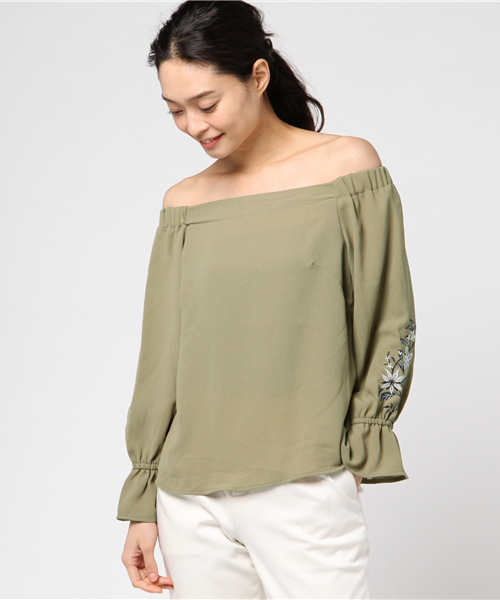 VENCEEXCHANGE（ヴァンスエクスチェンジ）の「刺繍オフショルスモック         　　（シャツ/ブラウス・レディース・ダークグリーン/マスタード/ホワイト・MEDIUM）」の12枚目の写真