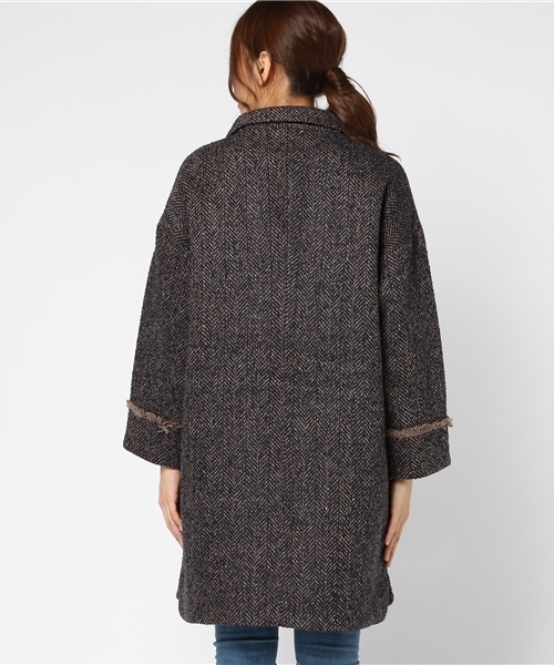 LBC（エルビーシー）の「ヘリンボンビックカラーコート（その他アウター・レディース・グレー/ブラウン・MEDIUM）」の7枚目の写真