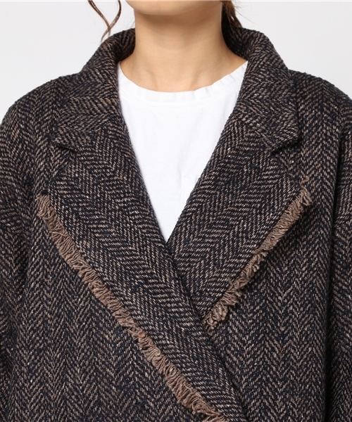 LBC（エルビーシー）の「ヘリンボンビックカラーコート（その他アウター・レディース・グレー/ブラウン・MEDIUM）」の8枚目の写真