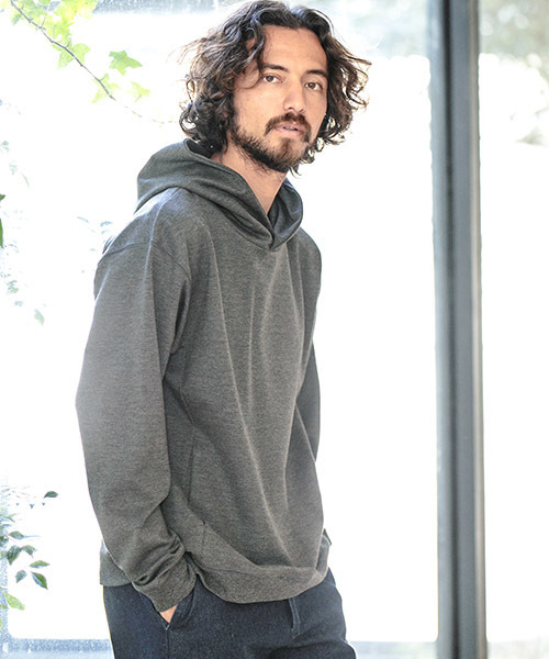 CAMBIO(カンビオ)の「mpa1715-Ponti Loose Pullover Parka パーカー(パーカー・メンズ・キャメル/グレー/ネイビー/チャコール/ブラック・L/M/S)」の4枚目の写真