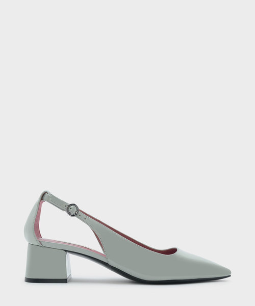 CHARLES & KEITH(チャールズ & キース)の「カットアウトコートヒール / CUT OUT COURT HEELS(パンプス・レディース・グリーン/ブラック/ピンク・22.5cm/23.5cm/23cm/24.5cm/25cm)」の1枚目の写真