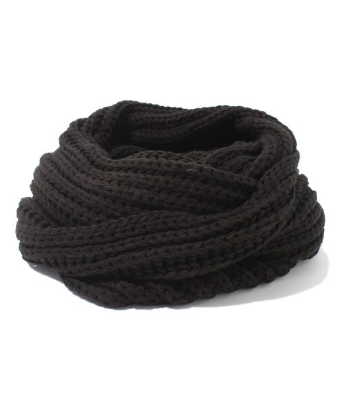 NANO universe（ナノユニバース）の「BARK TANNAGE/ロングニットボリュームスヌード（ストール/ショール・レディース・グレイッシュベージュ/ダークグレー/ブラック・FREE）」の8枚目の写真