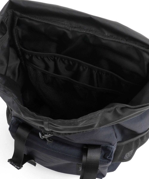 KiU（キウ）の「600Dフラップバッグパック（バックパック/リュック・メンズ・レッド/キャメル/ブラック/ネイビー・FREE）」の13枚目の写真