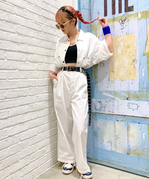 WEGO（ウィゴー）の「WEGO/ステッチタックワイドパンツ（スラックス・レディース・ベージュ/カーキ/ブラック/ホワイト/ダークベージュ・LARGE/SMALL/MEDIUM）」の9枚目の写真