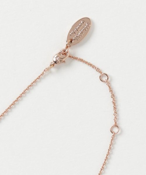 Vivienne Westwood(ヴィヴィアンウエストウッド)の「63020111/SORADA BRSMALL ORB PENDANT(ネックレス・レディース・シルバー/ゴールド/ピンク・FREE)」の4枚目の写真